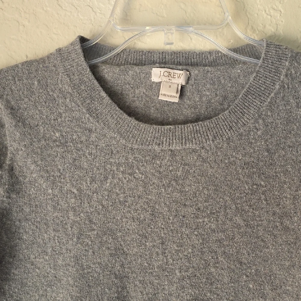 J. Crew Gray Crew Neck Sweater Classic Knit